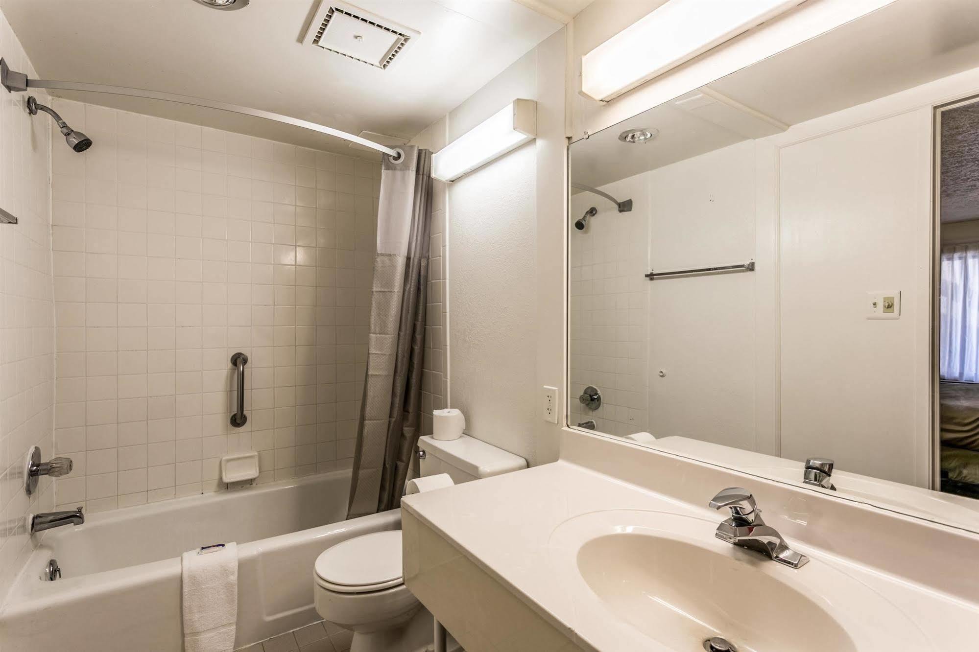 Americas Best Value Inn Edgewood, Md Ngoại thất bức ảnh