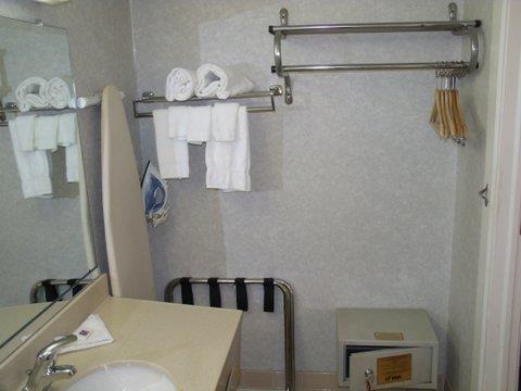 Americas Best Value Inn Edgewood, Md Phòng bức ảnh