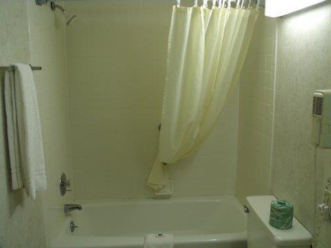Americas Best Value Inn Edgewood, Md Phòng bức ảnh